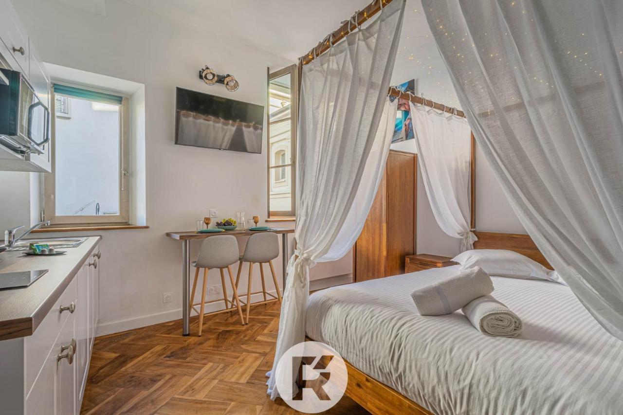 R'Apparts Studio Cocooning Vegetal Гренобль Екстер'єр фото